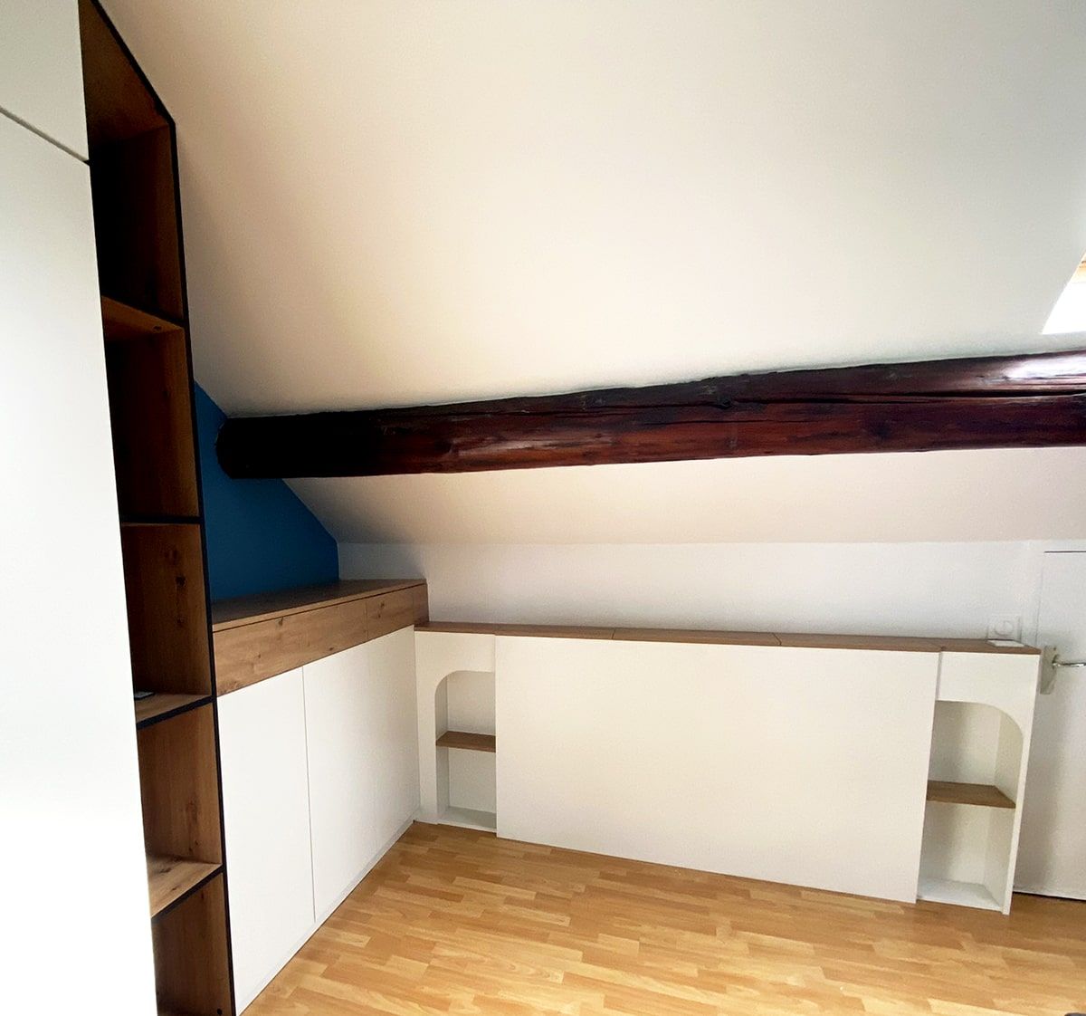 rénovation chambre sous comble image après